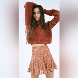 Urban Outfitters‎ Floral skirt